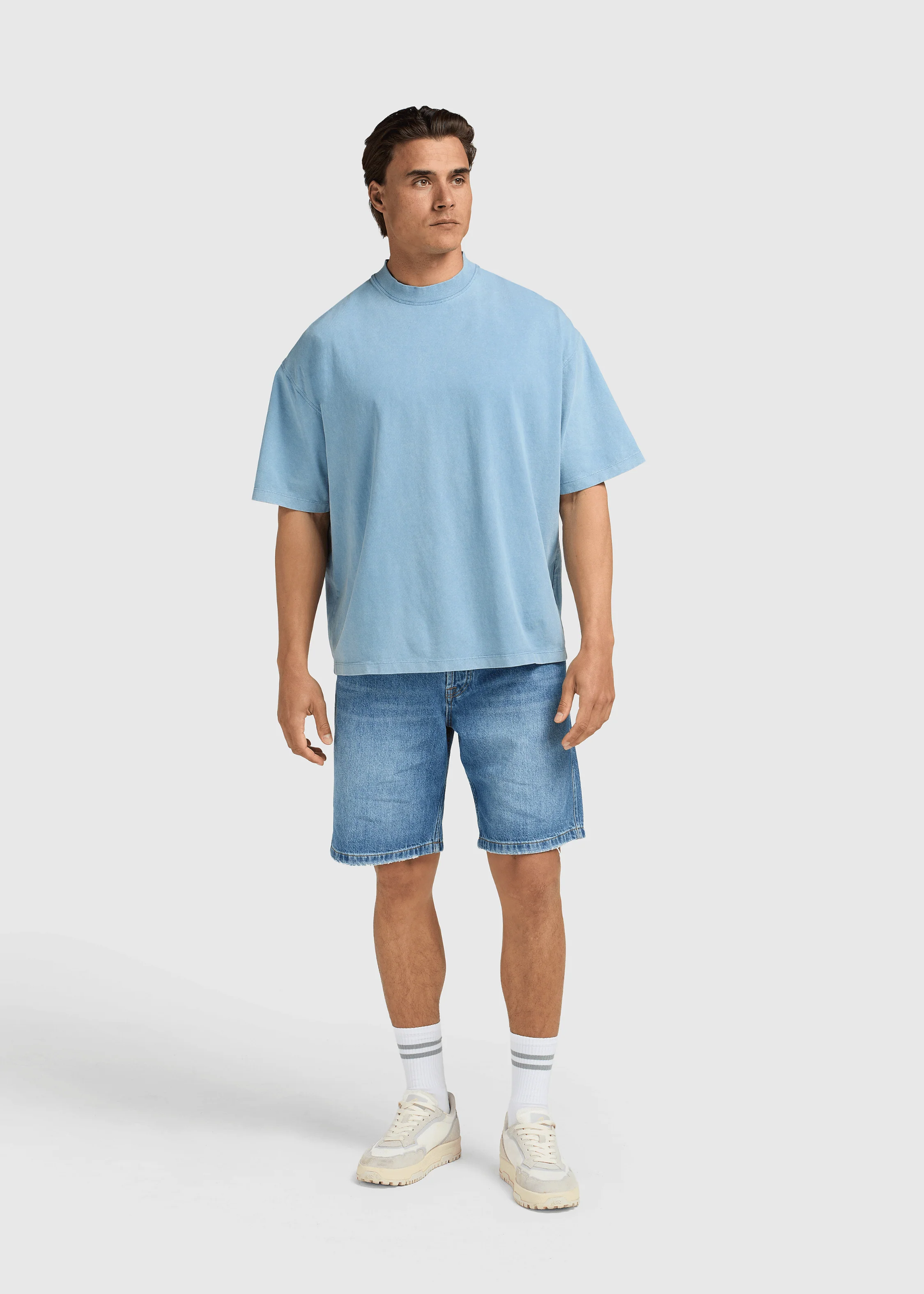 Loose Vintage Tee - Light Blue - Image 4