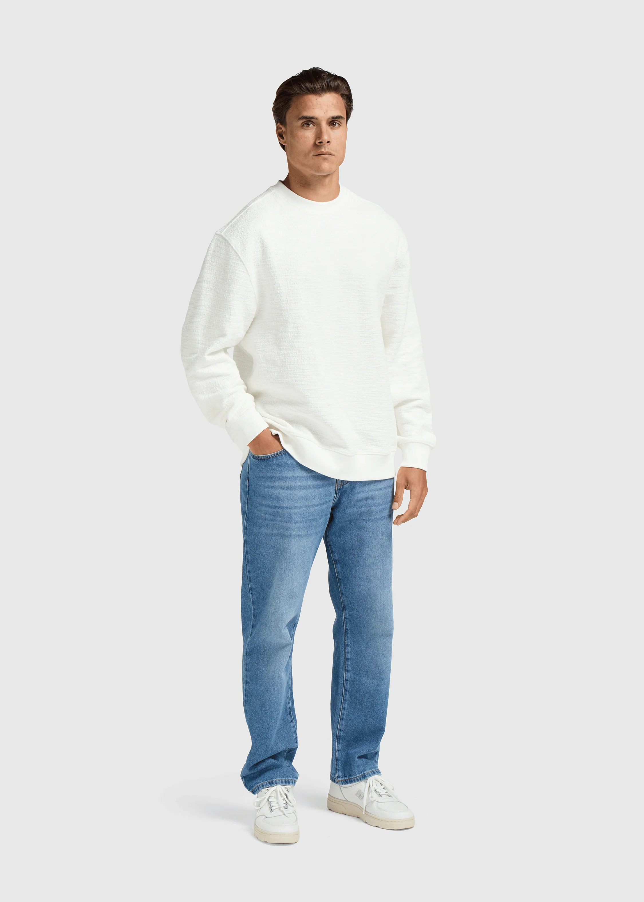 The Clean Straight Jeans - Blue Middle - Image 7