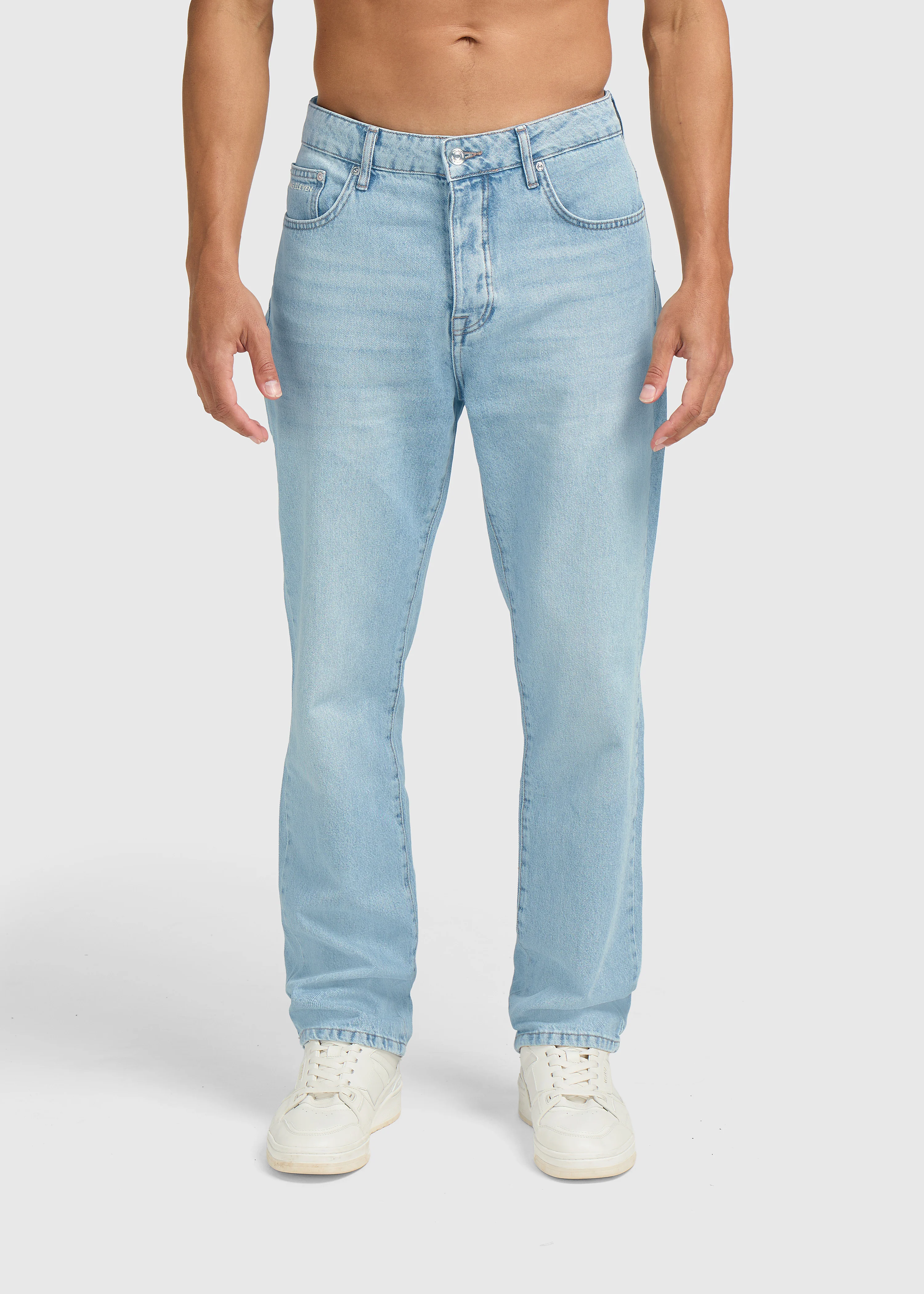 The Clean Straight Jeans - Blue Light - Image 5