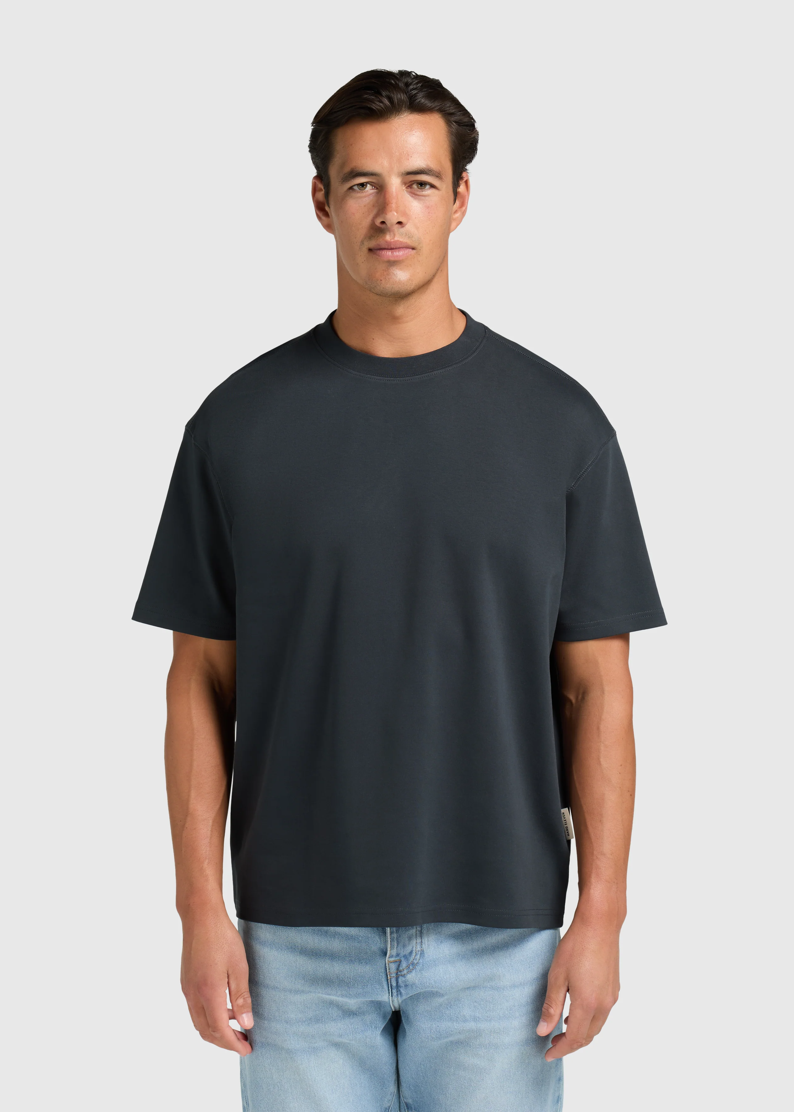 Surf Basic Tee - Off Black