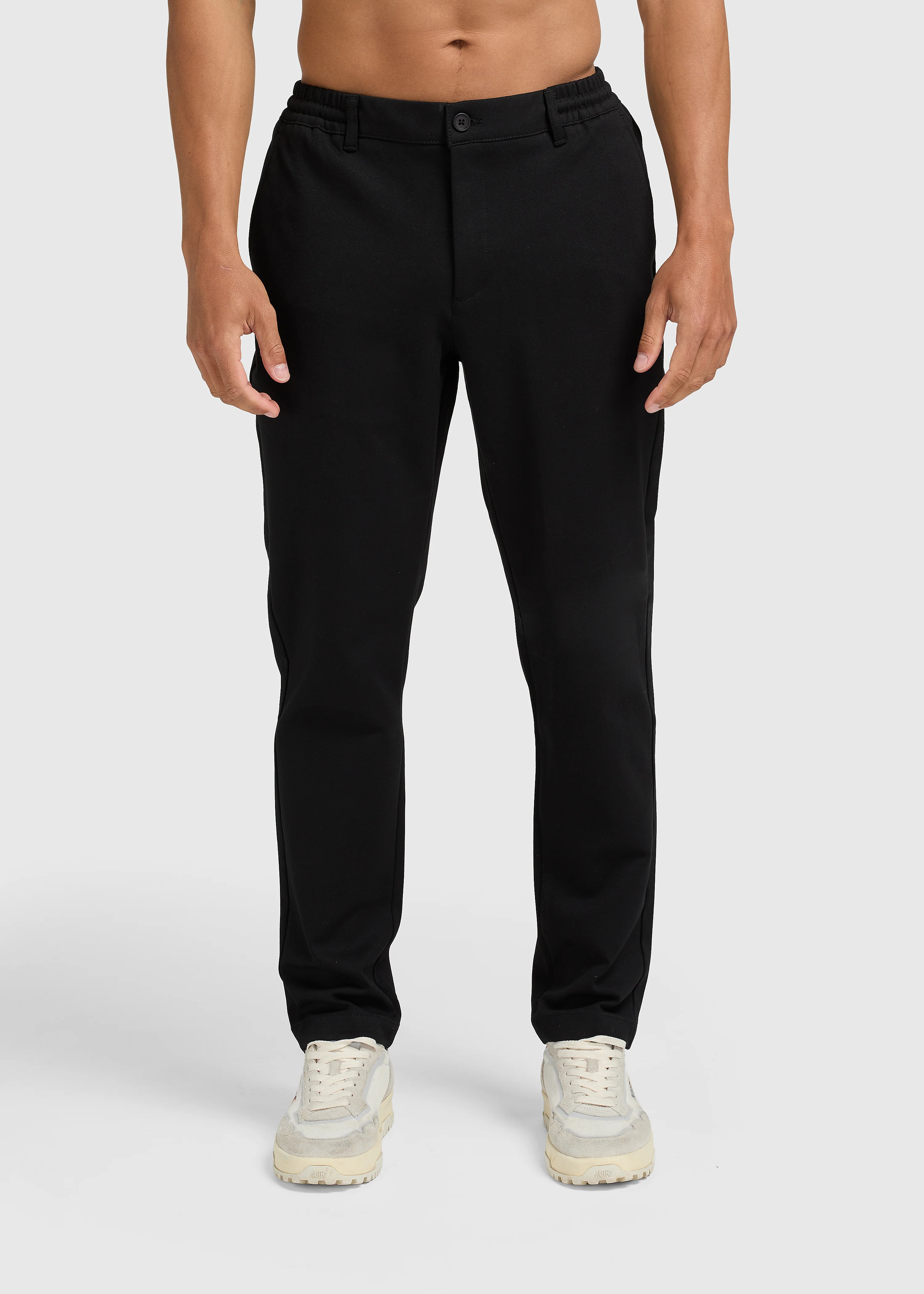 The Comfort Trouser - Black - Image 5