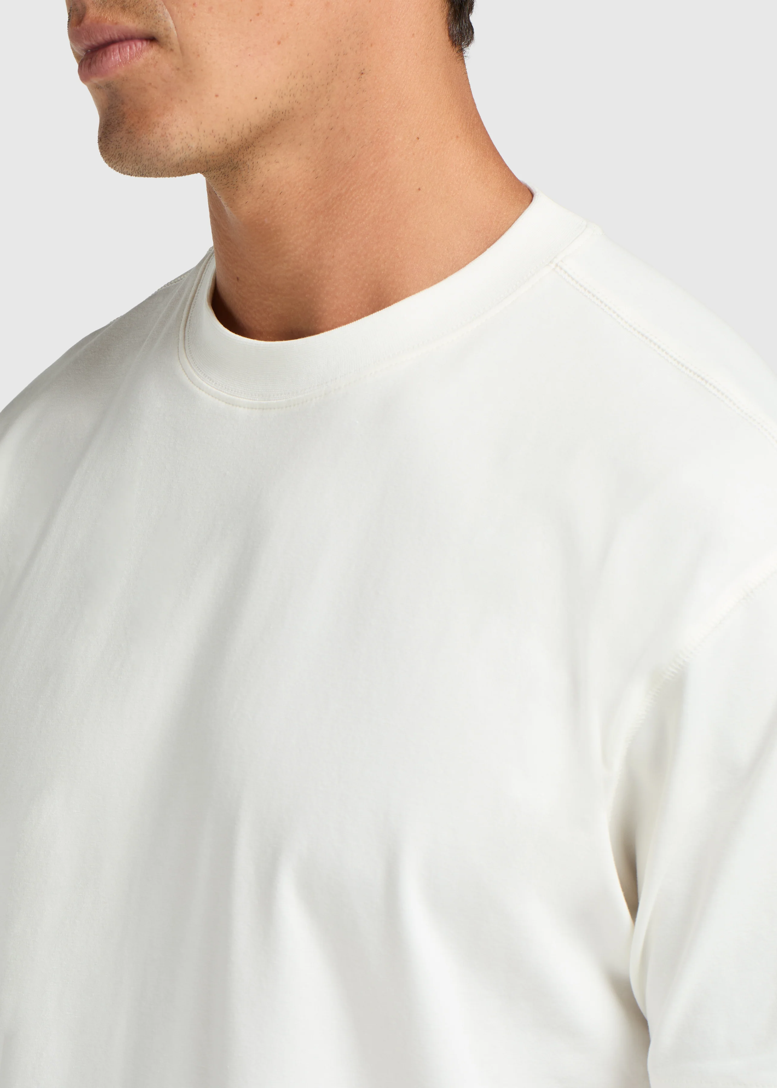 Clean Basic Tee - Cloud dancer - Image 3